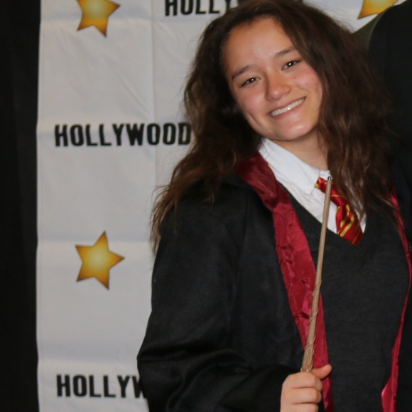 Meet your Posher, Emily - Picture 1 of 1